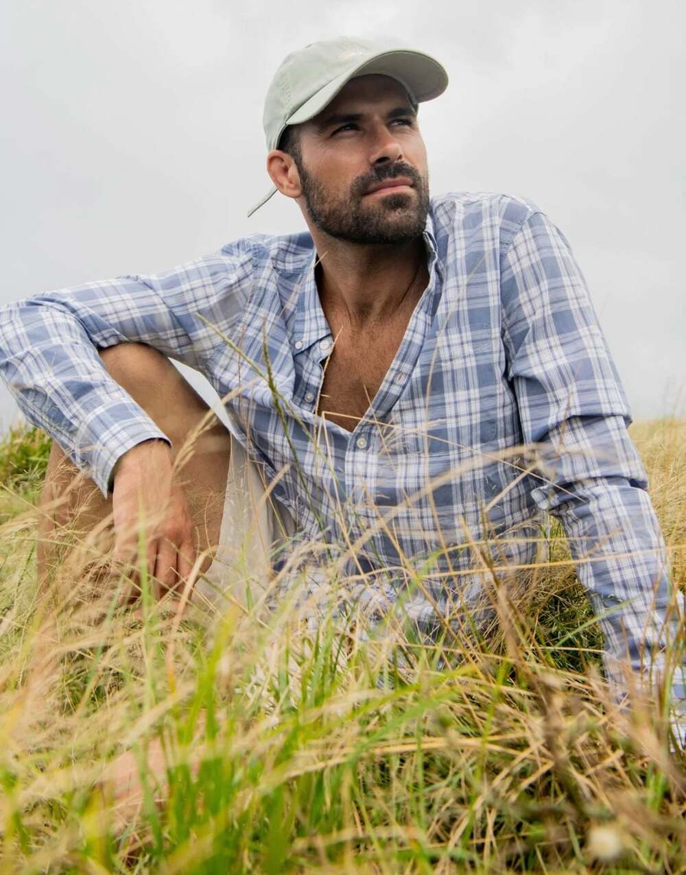 Faherty Brand Men's Long-Sleeve Weightless Cotton Shirt in Coastal Waters Plaid